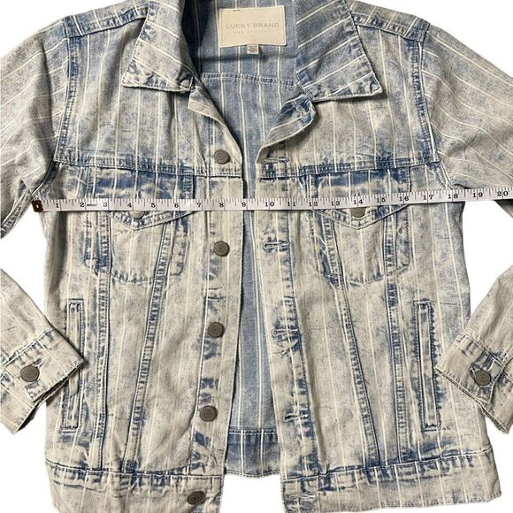 Lucky Striped Light Wash Distressed Weekend Trucker Jacket  Size XS - Picture 10 of 14